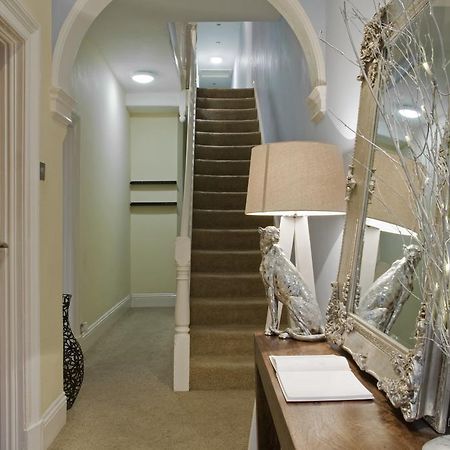 Oaklands Apartment Вулвергемптон Екстериор снимка