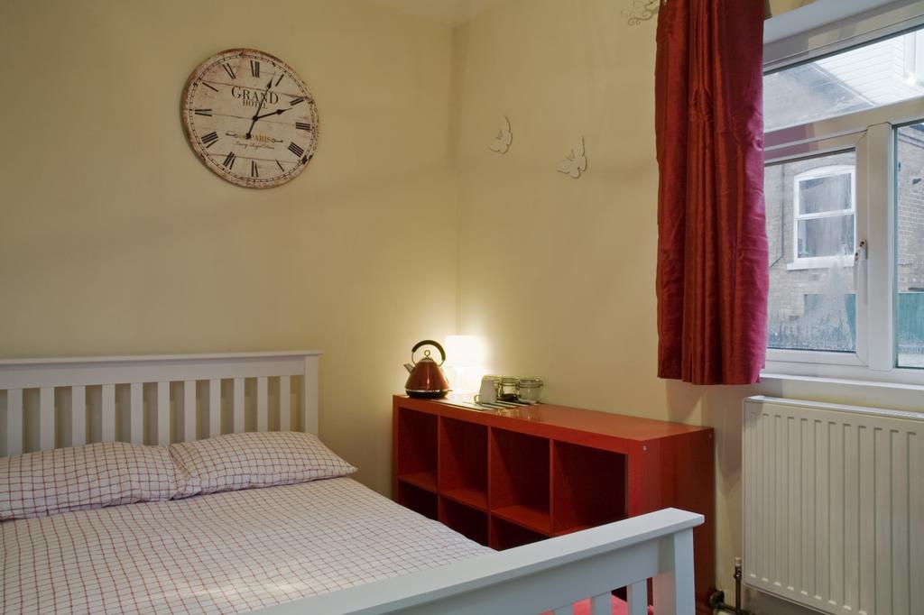 Oaklands Apartment Вулвергемптон Екстериор снимка