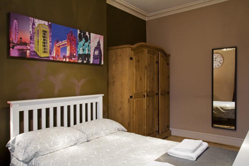 Oaklands Apartment Вулвергемптон Екстериор снимка