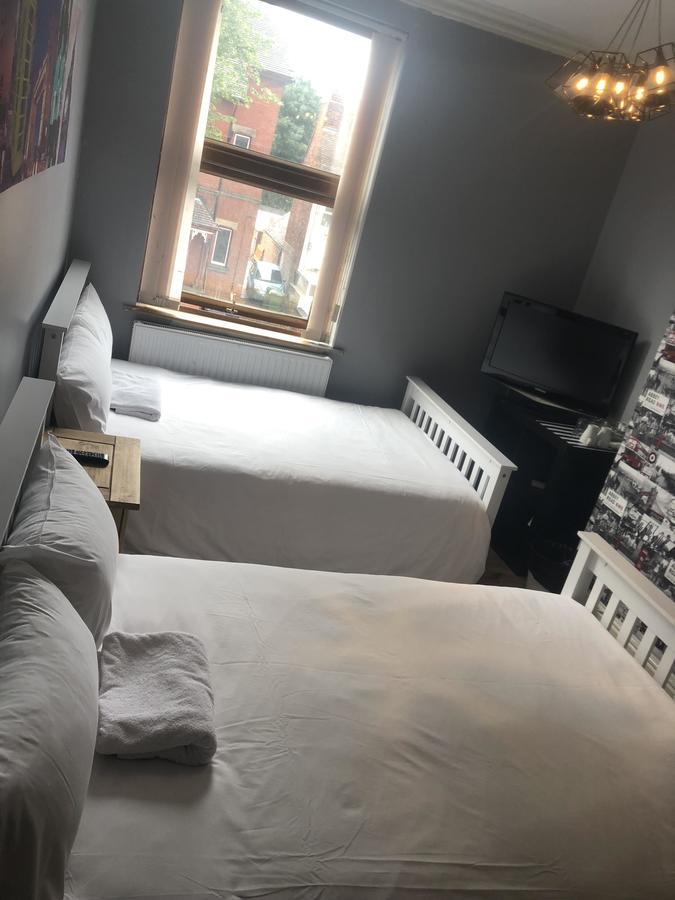 Oaklands Apartment Вулвергемптон Екстериор снимка